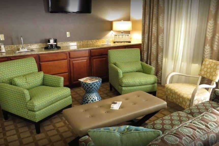 Hotel Wingate By Wyndham Elkins Extérieur photo