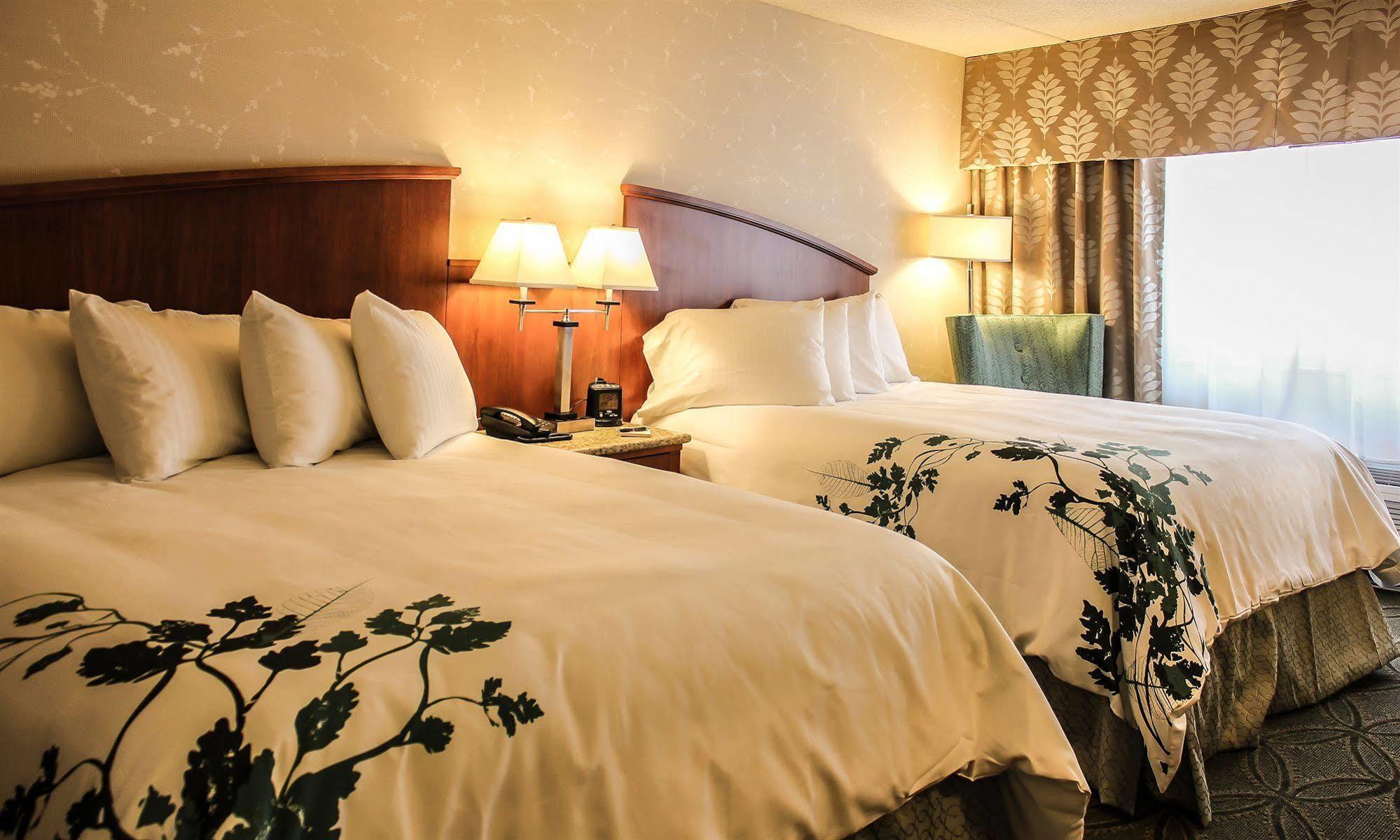Hotel Wingate By Wyndham Elkins Extérieur photo