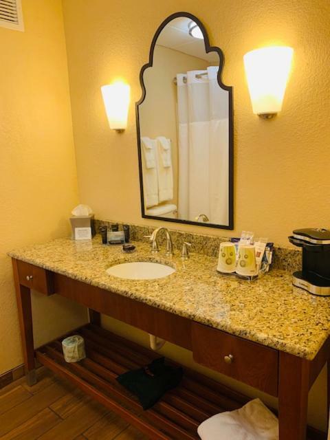 Hotel Wingate By Wyndham Elkins Extérieur photo